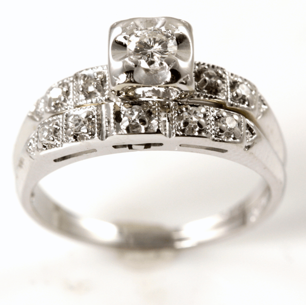 14k White Gold Brilliant Round Center 5 Stone Ring With Matching