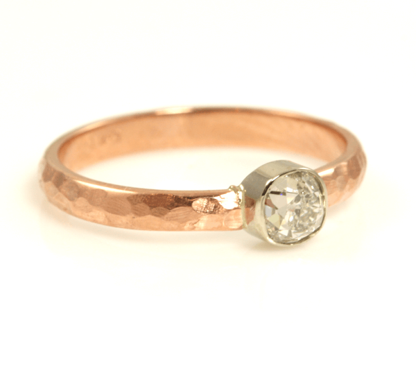 Rose Gold Bezel Eng Ring